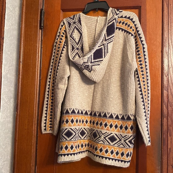 Lucky Brand Large Tribal Sweater W22 L30 - Picture 4 of 10